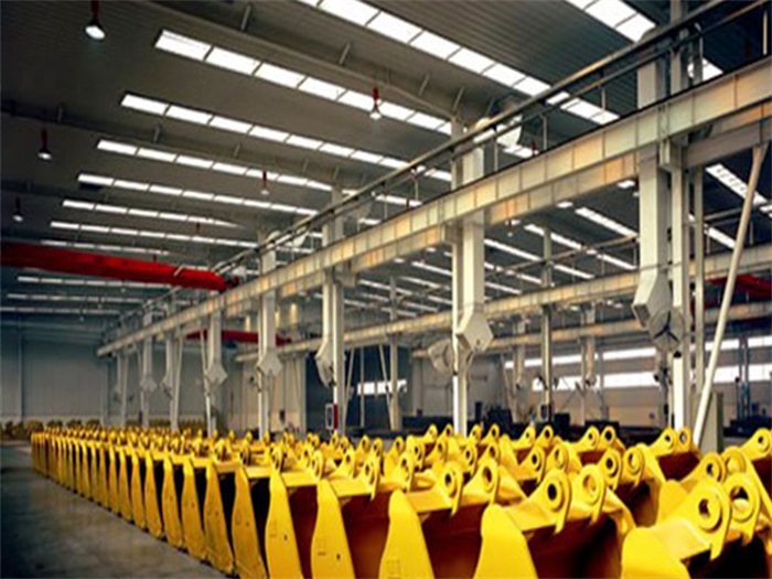 渭南徐工集团挖掘机装配车间